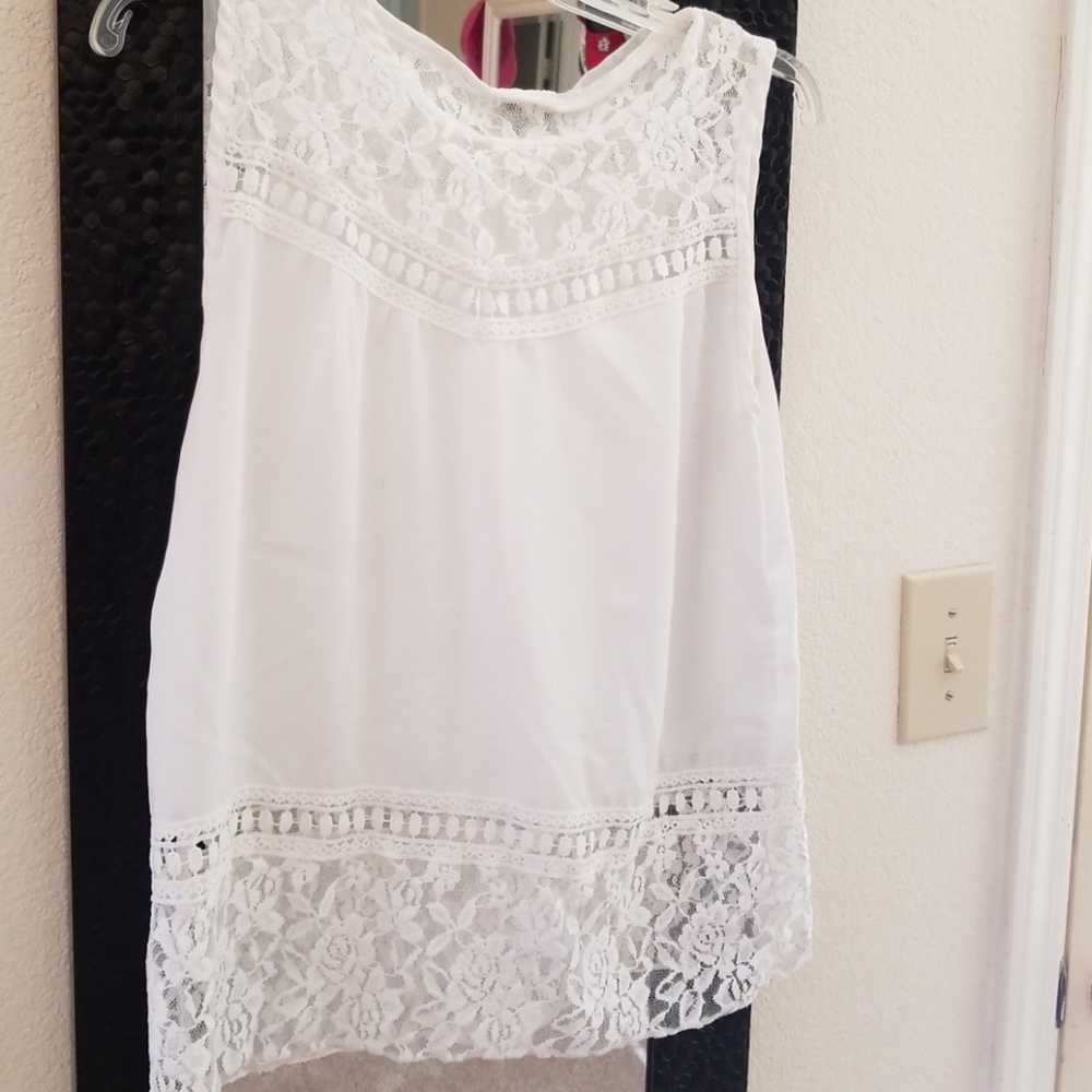 Fun white top